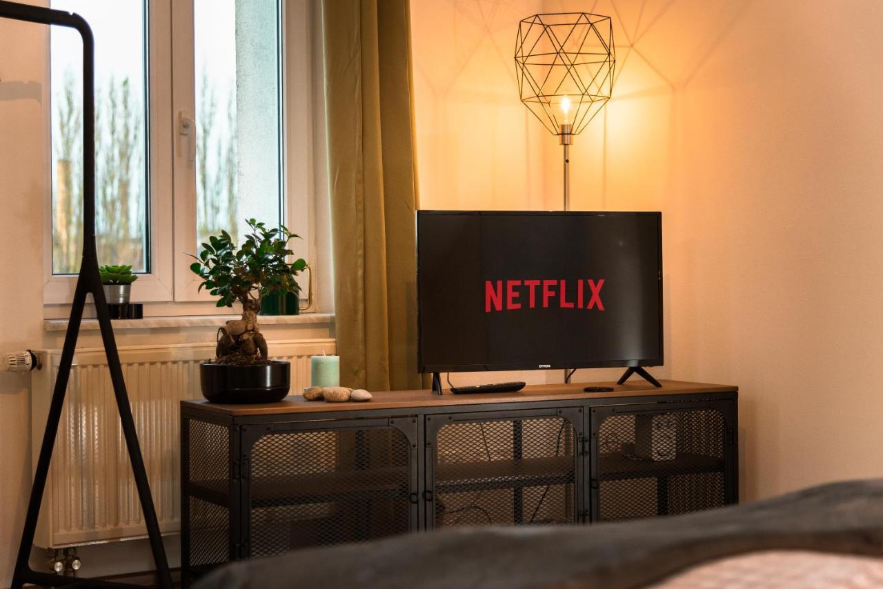 Apartment mit Industriecharme/ Netflix + WIFI&zentrumsnah Chemnitz Exterior foto